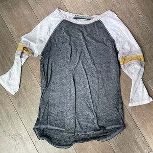 Size medium Maurice’s shirt